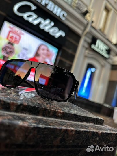 Солнечные очки мужские