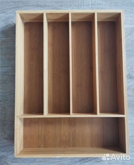 Лоток под столовые приборы