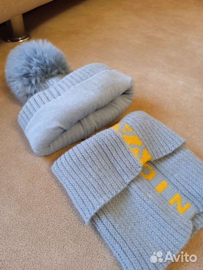 Новый комплект шапка и шарф