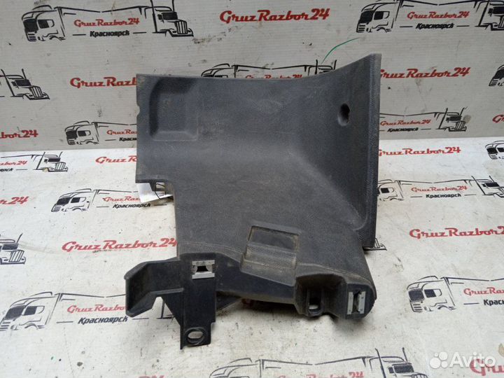 Крышка защитная левая Scania P 440 DC13 153 L01