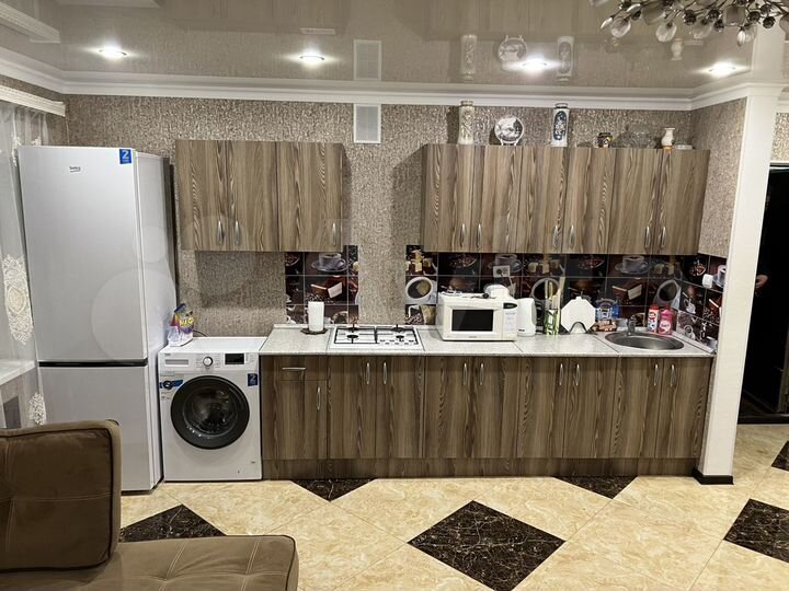 2-к. квартира, 55 м², 5/5 эт.