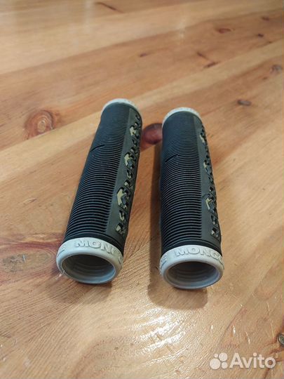 Грипсы для велосипеда mongoose