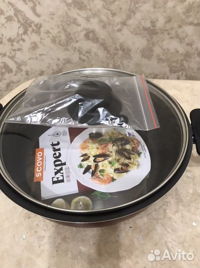 Набор кастрюль Жаровня с крышкой и сковорода