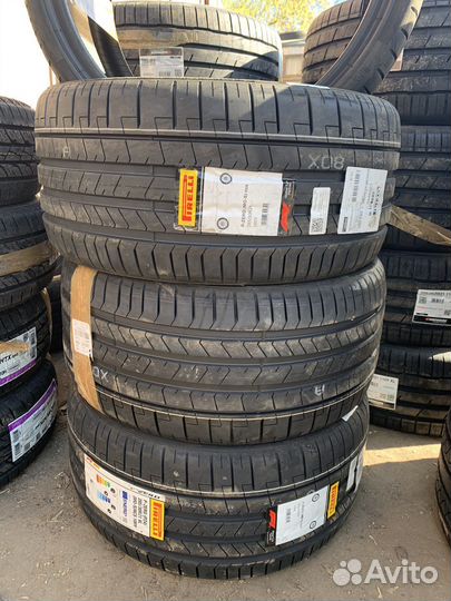 Pirelli P Zero PZ4 285/30 R21 100Y