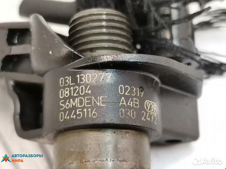 Форсунка Volkswagen Passat B6 2008 03L130277