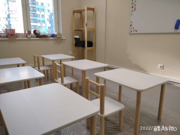 Детский стол и стул