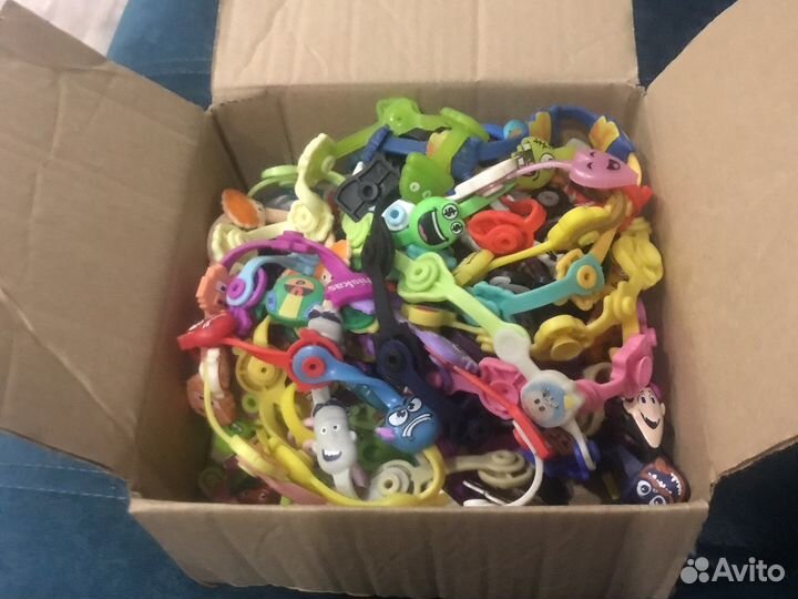 Коробка разных акций