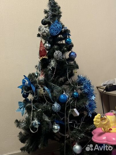 Елка искусственная