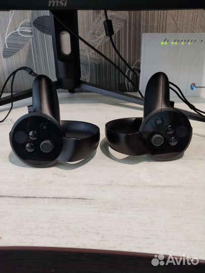 Контроллеры Oculus touch