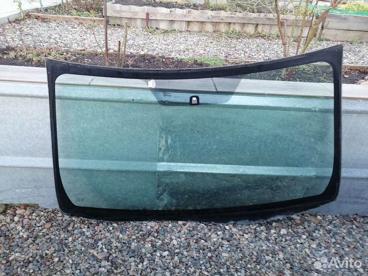 Лобовое стекло на Мицубиси аsx