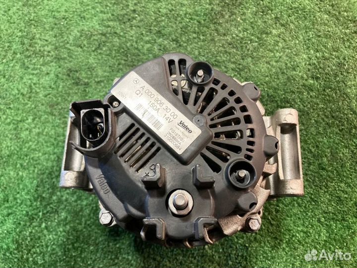 Генератор Mercedes-Benz C-Class W204 271860 2010