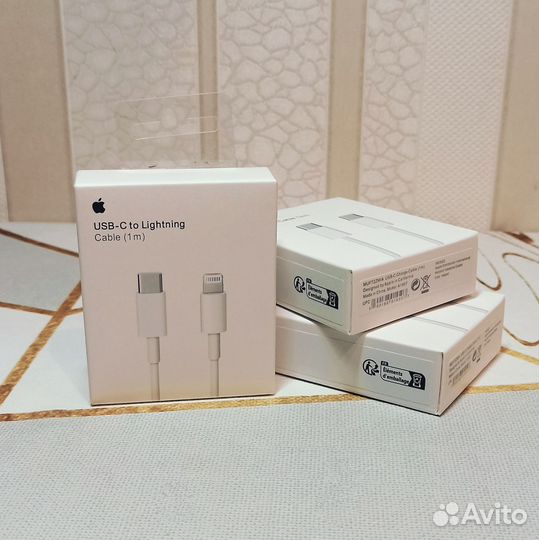 Кабель для зарядки iPhone (Type-C, Lightning)