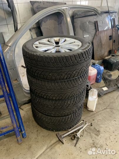 Комплект зимних колес R17 Volkswagen Tiguan 2