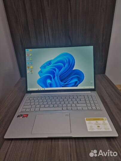 Производительный ультрабук asus