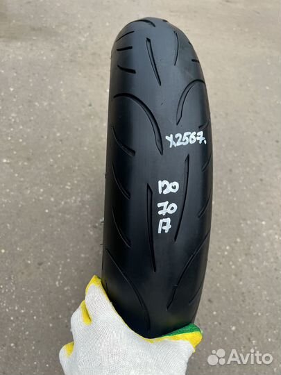 120/70 R17 metzeler sportec m9 rr 2567x