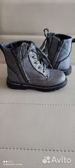 Ботинки детские 23 размер