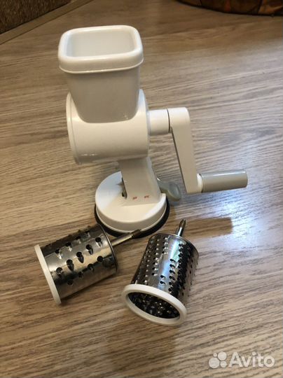 Терка- измельчитель Leifheit для овощей, орехов