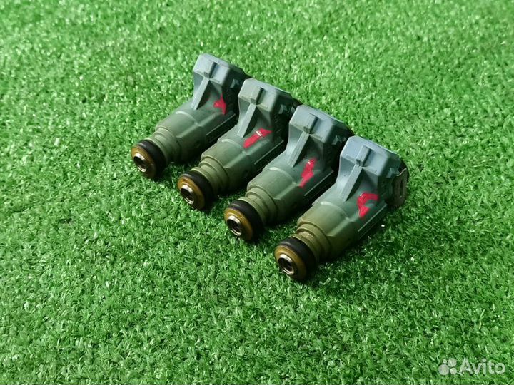 Форсунка топливная (комплект) Audi A4 B7 BFB 1.8T