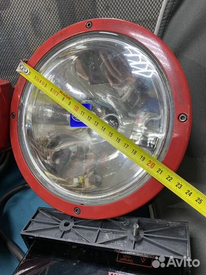 Фары дальнего света Hella luminator xenon