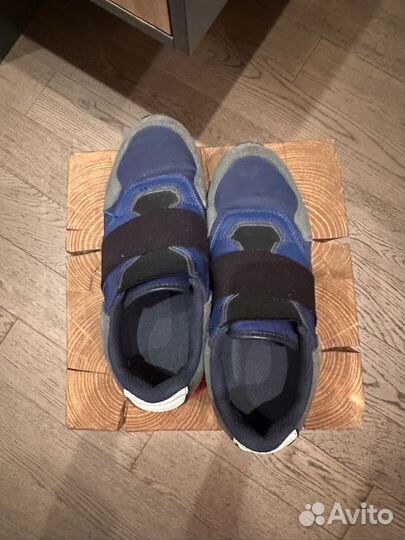 Кроссовки tendence