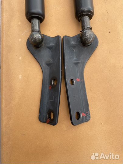 Газовые упоры крышки багажника Great Wall Hover H5