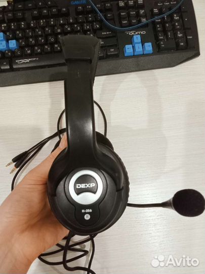 Игровая клавиатура и гарнитура