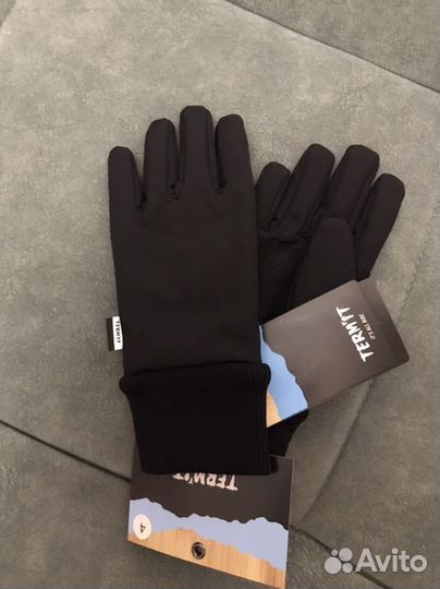 Перчатки новые Termit, softshell обхват-14 на 7-8л