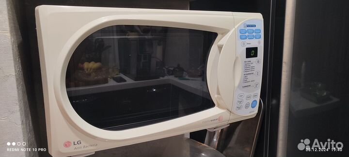 Микроволновая печь LG