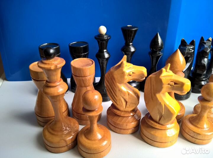 Шахматы деревянные, большие,полный набор