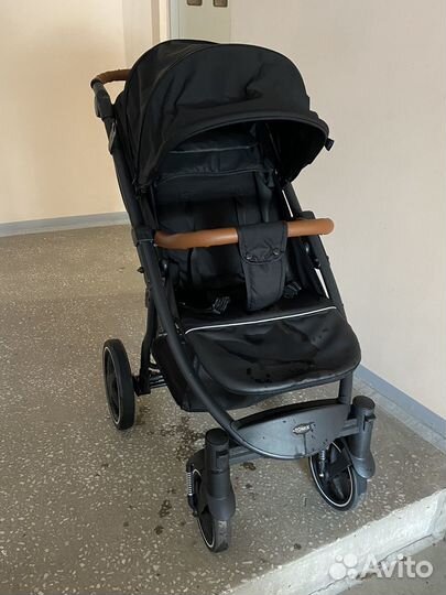 Прогулочная коляска tomix