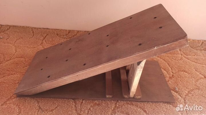 Тренажёр для профилактики лечения сутулости