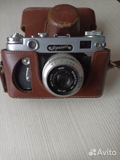 Пленочный фотоаппарат зоркий