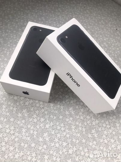 Коробки от iPhone