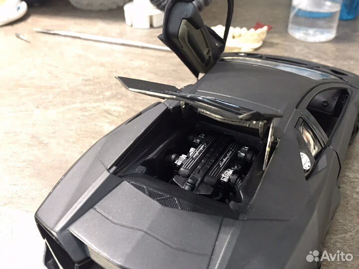 Lamborghini reventon 1:18