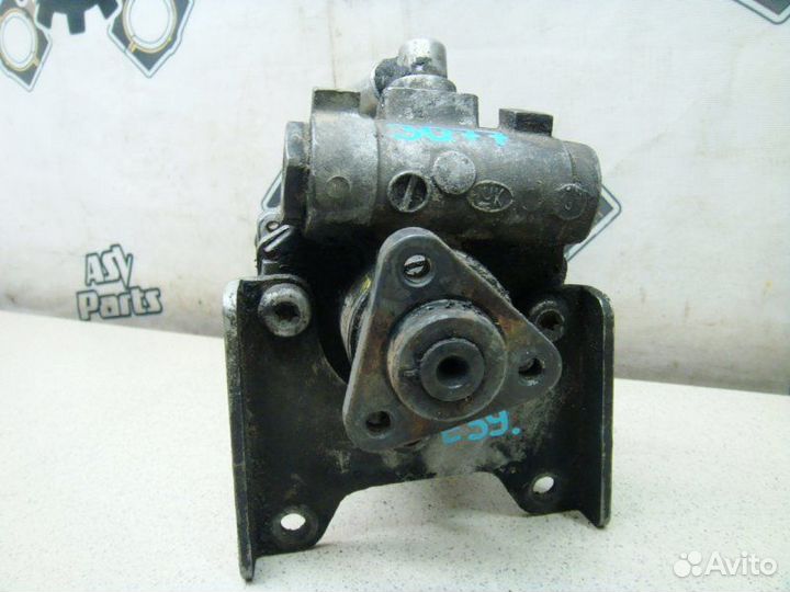 Насос гидроусилителя руля Bmw 5 E39 M54 2002