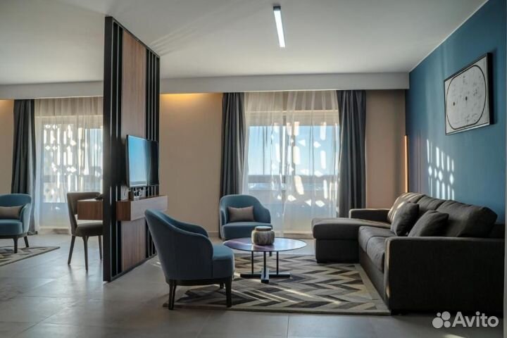Горящие туры в ОАЭ Hotel Holiday International 4*
