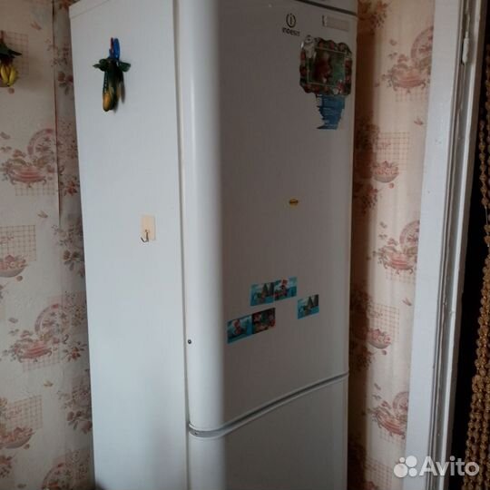 Холодильник на запчасти