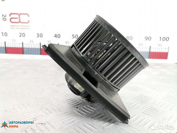 Моторчик печки Volkswagen Golf 3 2000 1J1819021C