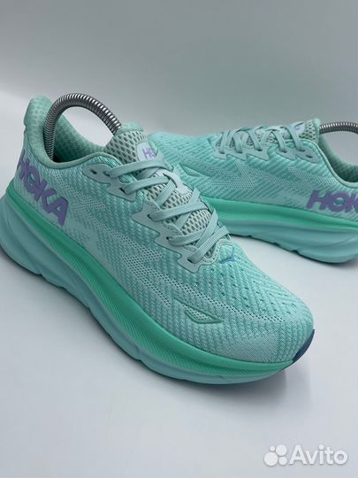 Кроссовки женские hoka