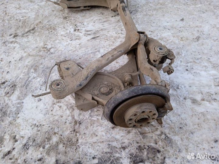 Балка задняя Audi A4 B6 2.0 2002