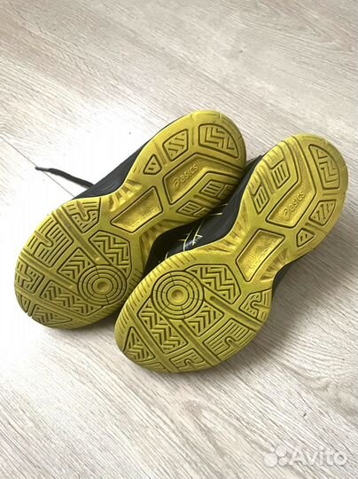 Кроссовки asics детские
