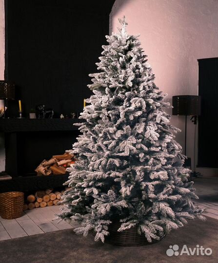 Елка искусственная