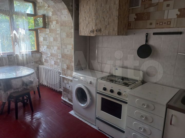 2-к. квартира, 47 м², 3/5 эт.