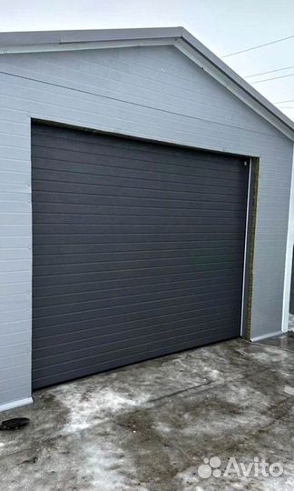 Секционные ворота