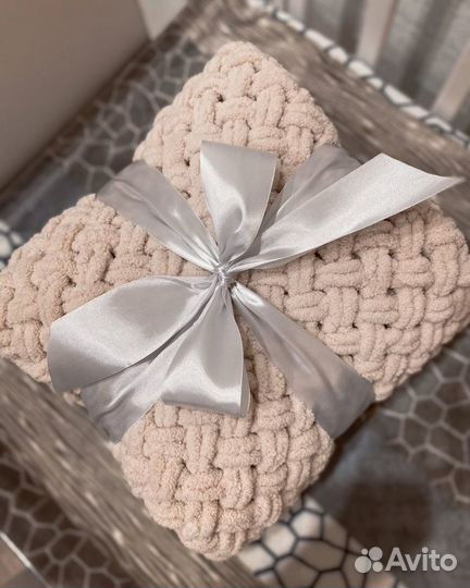 Детский плюшевый плед вязаный из пуффи новый