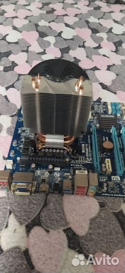 Материнская плата с процессором и памятью