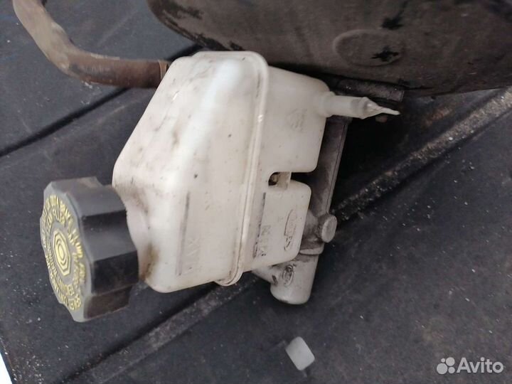 Главный тормозной цилиндркия сид