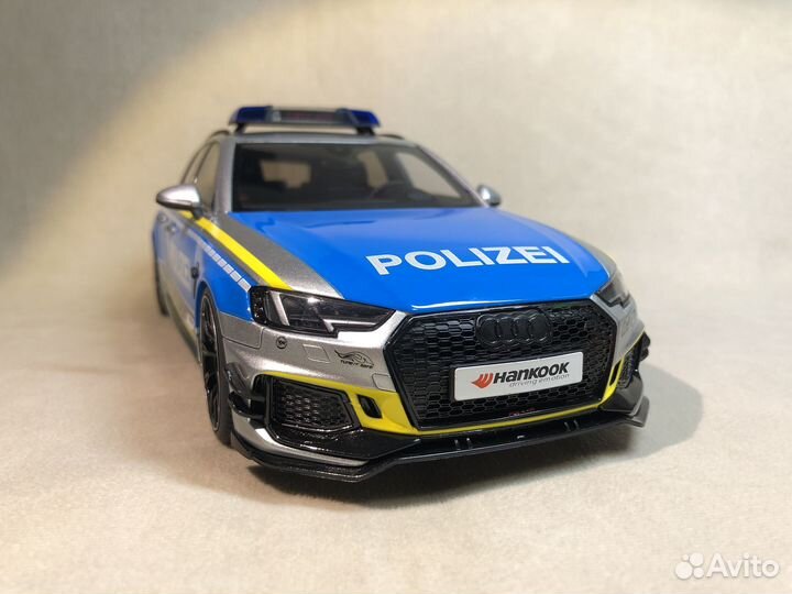 Audi RS4-R B9 Avant 1:18 GT Spirit