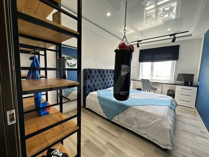 3-к. квартира, 74 м², 8/9 эт.