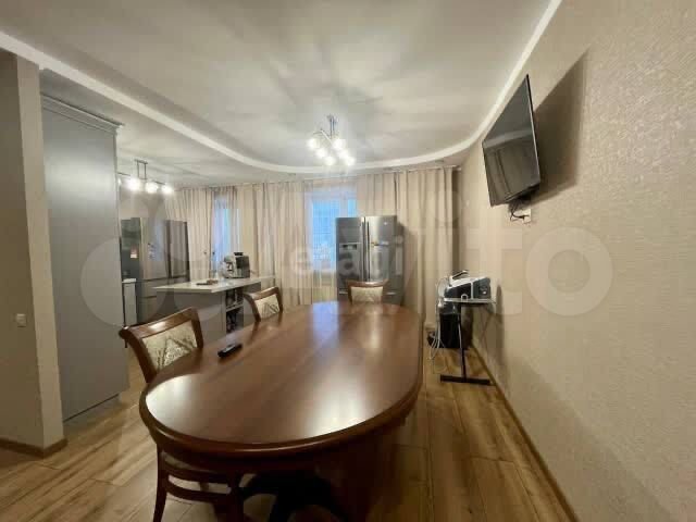 4-к. квартира, 114,2 м², 7/9 эт.